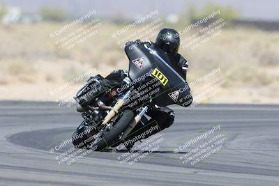 media/Apr-26-2025-BRL Bagger Racing League (Sat) [[9e270f465f]]/3-Super Street Baggers Qualifying/